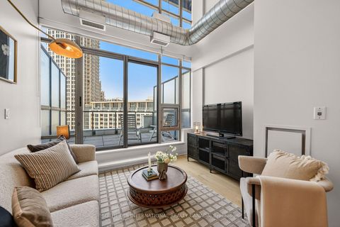 Photo 13 at 614 - 637 Lake Shore Boulevard W, Niagara, Toronto