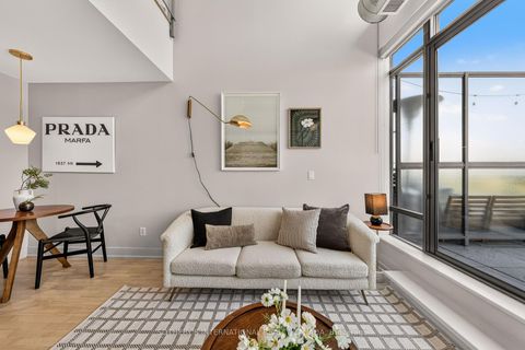 Photo 14 at 614 - 637 Lake Shore Boulevard W, Niagara, Toronto