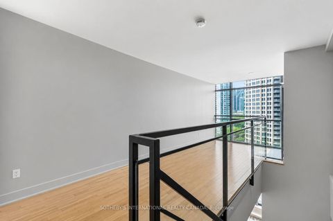 Photo 25 at 614 - 637 Lake Shore Boulevard W, Niagara, Toronto