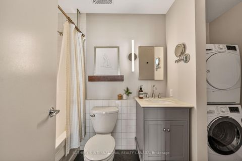 Photo 27 at 614 - 637 Lake Shore Boulevard W, Niagara, Toronto