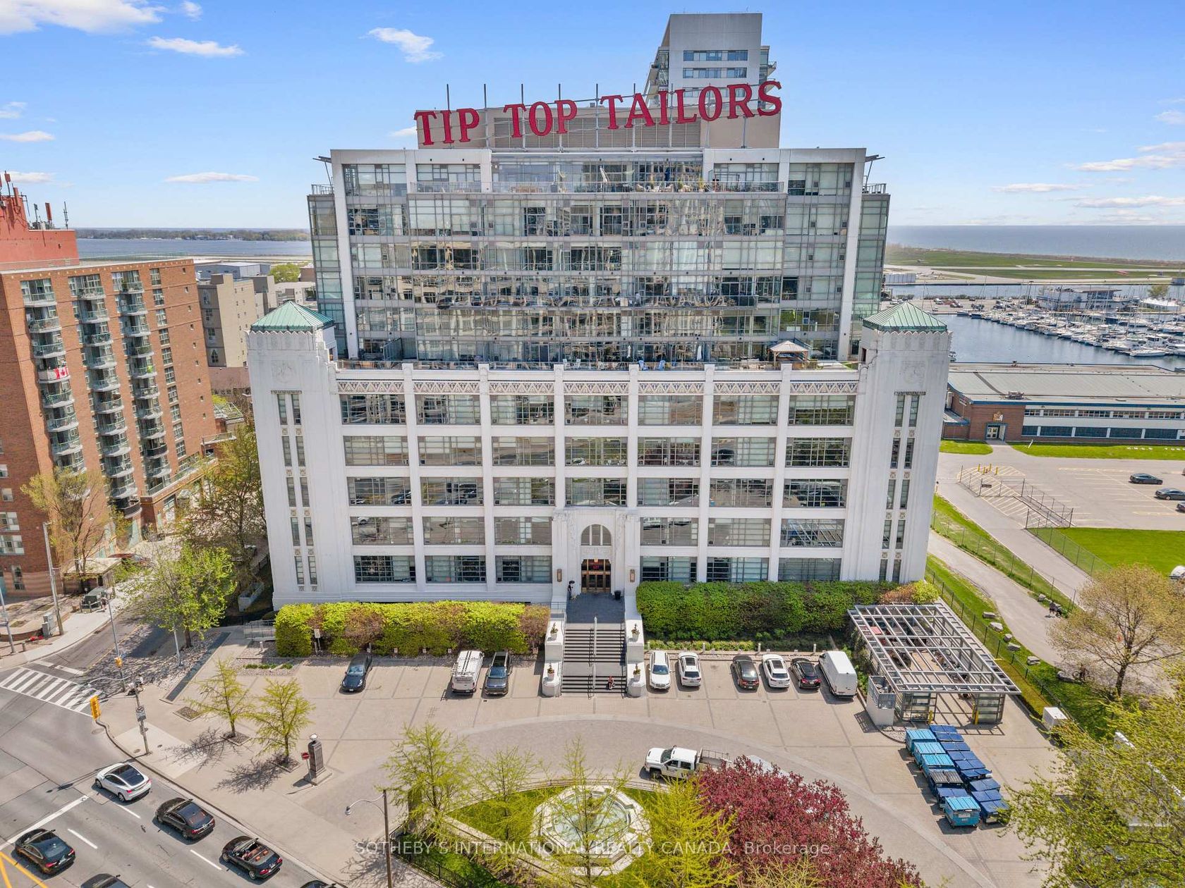 614 - 637 Lake Shore Boulevard W, Niagara, Toronto photo number 2