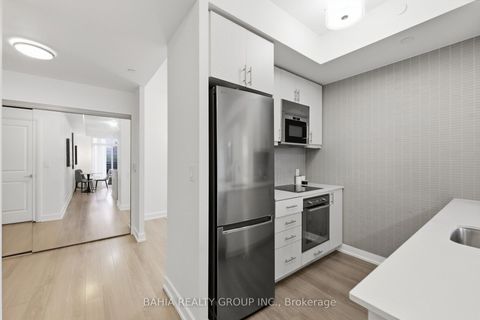Photo 9 at 301 - 6 Eva Road, Etobicoke West Mall, Toronto