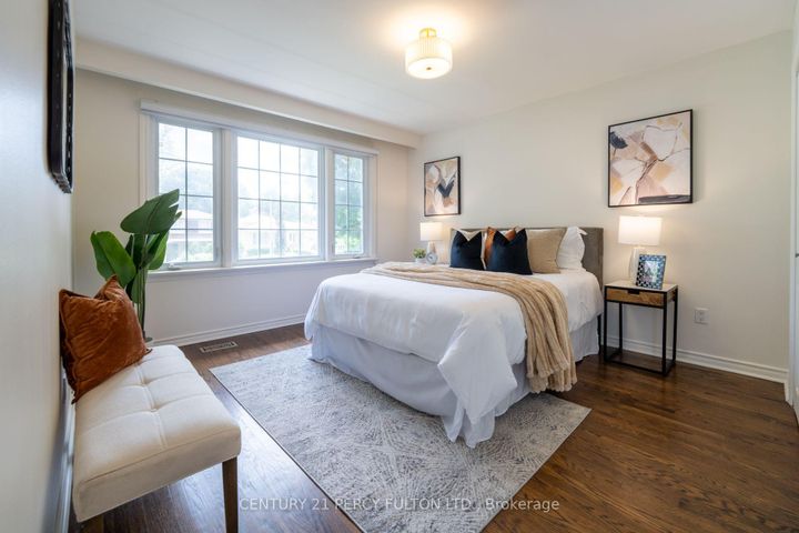 Photo 18 at 6 Donna Court, Newtonbrook East, Toronto