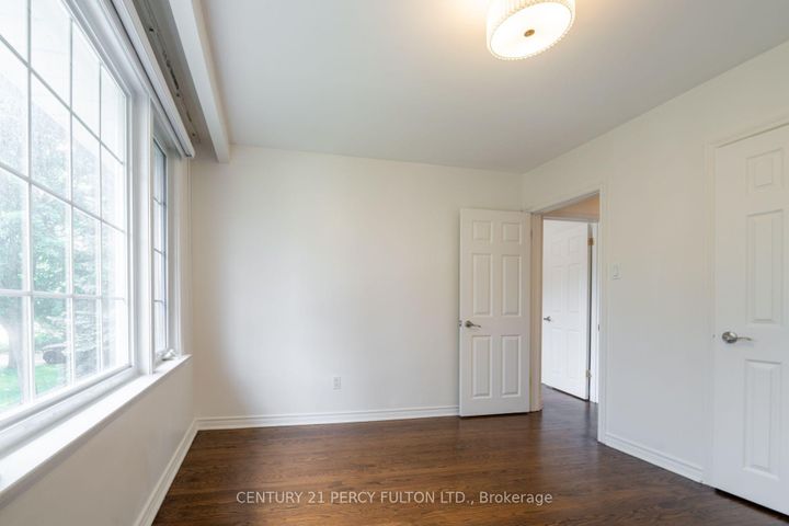 Photo 22 at 6 Donna Court, Newtonbrook East, Toronto