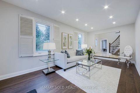 Photo 8 at 1 Tiffany Gate, South Richvale, Richmond Hill