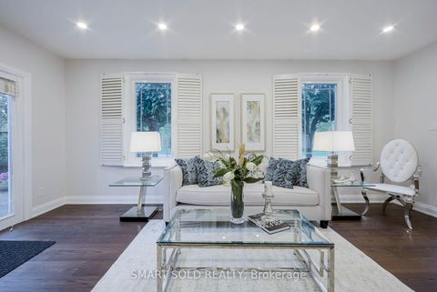 Photo 9 at 1 Tiffany Gate, South Richvale, Richmond Hill
