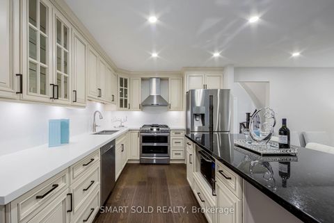 Photo 15 at 1 Tiffany Gate, South Richvale, Richmond Hill
