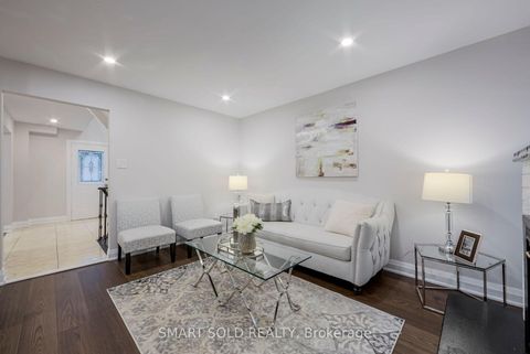 Photo 20 at 1 Tiffany Gate, South Richvale, Richmond Hill
