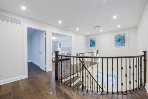 Photo 25 at 1 Tiffany Gate, South Richvale, Richmond Hill