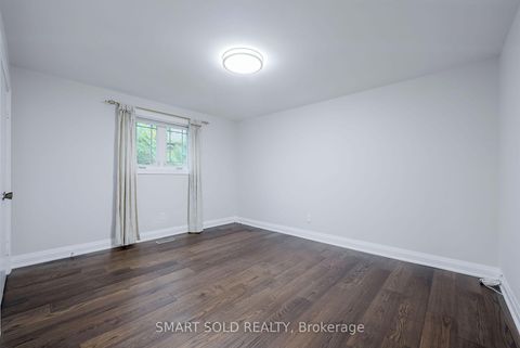 Photo 29 at 1 Tiffany Gate, South Richvale, Richmond Hill