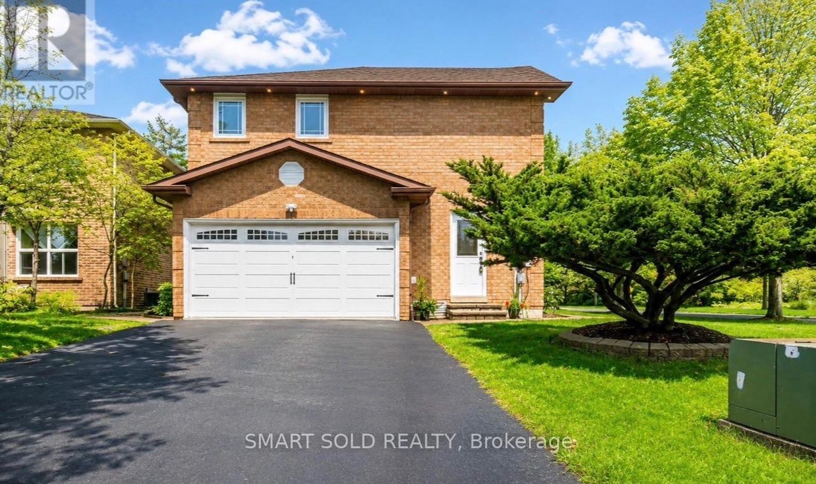 1 Tiffany Gate, South Richvale, Richmond Hill photo number 2