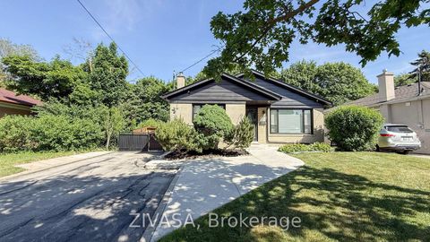 Photo 1 at 125 Jeffcoat Drive, Clairville, Toronto