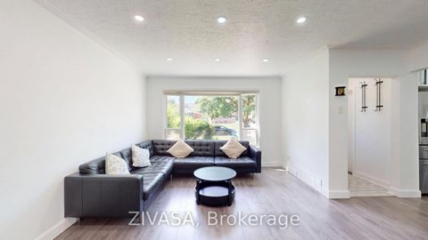 Photo 11 at 125 Jeffcoat Drive, Clairville, Toronto