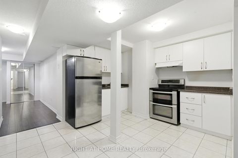 Photo 25 at 215 Canada Drive, Vellore Village, Vaughan