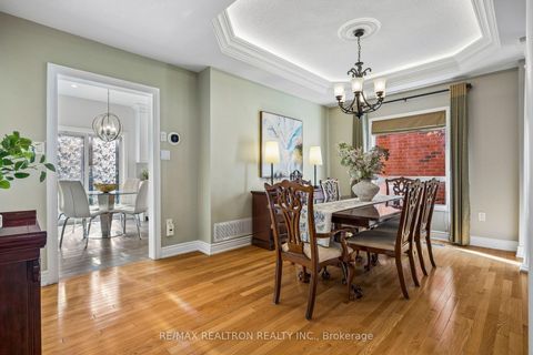 Photo 6 at 9 Kimono Crescent, Rouge Woods, Richmond Hill