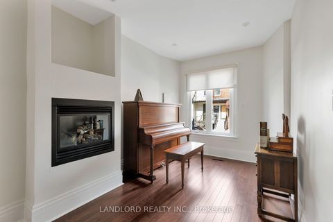 Photo 4 at 107A Scollard Street, Annex, Toronto