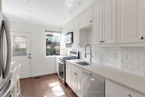 Photo 10 at 107A Scollard Street, Annex, Toronto