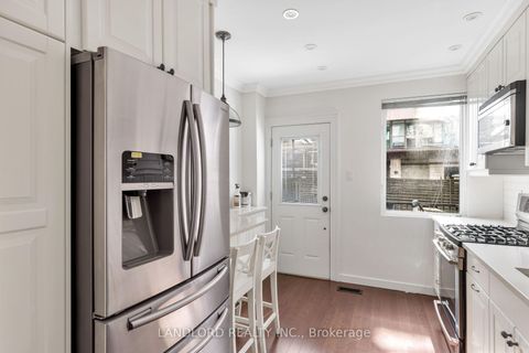 Photo 12 at 107A Scollard Street, Annex, Toronto
