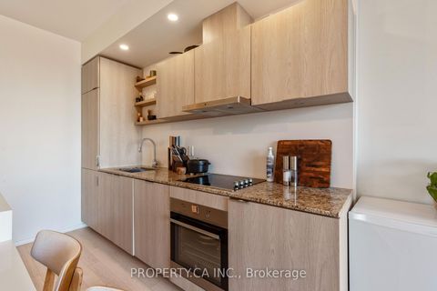 Photo 8 at 710 - 12 Bonnycastle Street, Waterfront Communities C8, Toronto