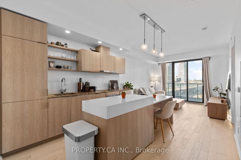 Photo 10 at 710 - 12 Bonnycastle Street, Waterfront Communities C8, Toronto