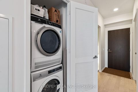 Photo 14 at 710 - 12 Bonnycastle Street, Waterfront Communities C8, Toronto