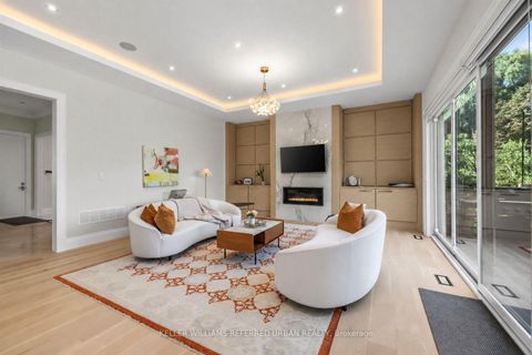 Photo 9 at 130 Upper Canada Drive, Windfields, Toronto