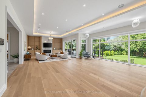Photo 12 at 130 Upper Canada Drive, Windfields, Toronto