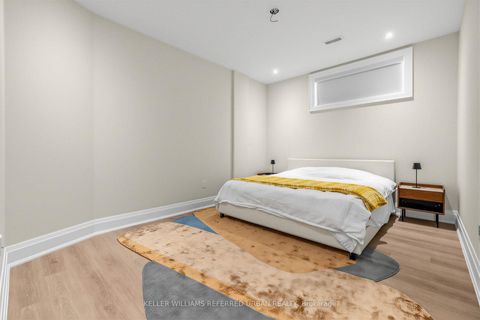 Photo 34 at 130 Upper Canada Drive, Windfields, Toronto