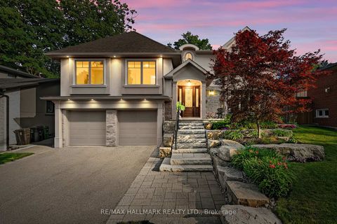 Photo 1 at 25 Queensborough Crescent, Richview, Toronto