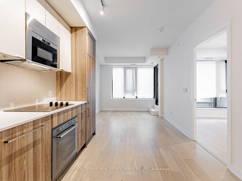 Photo 4 at 311 - 840 St Clair Avenue W, Oakwood Village, Toronto
