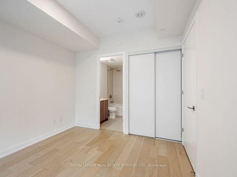 Photo 10 at 311 - 840 St Clair Avenue W, Oakwood Village, Toronto