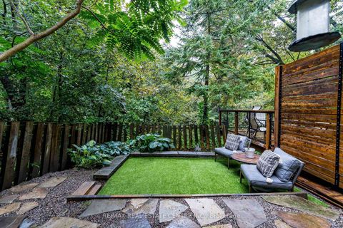Photo 31 at 14 Wildwood Crescent, Woodbine Corridor, Toronto