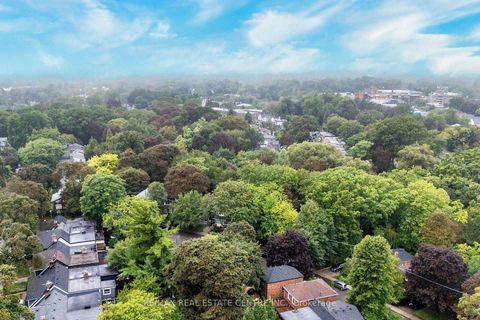 Photo 35 at 14 Wildwood Crescent, Woodbine Corridor, Toronto