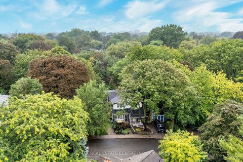 Photo 36 at 14 Wildwood Crescent, Woodbine Corridor, Toronto