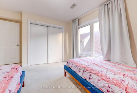Photo 19 at 19 Kawneer Terrace, Dorset Park, Toronto