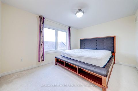 Photo 23 at 19 Kawneer Terrace, Dorset Park, Toronto