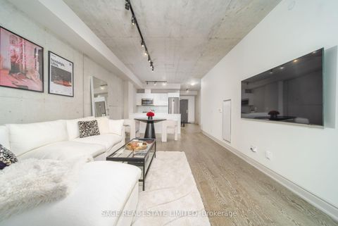 Photo 1 at 320 - 608 RICHMOND Street W, Waterfront Communities C1, Toronto