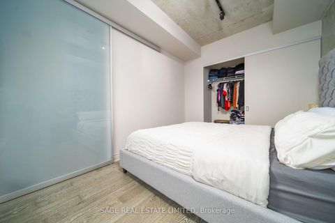 Photo 16 at 320 - 608 RICHMOND Street W, Waterfront Communities C1, Toronto
