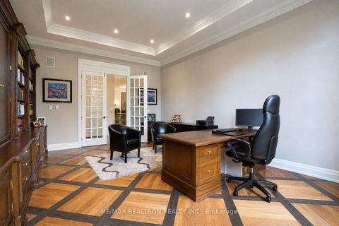 Photo 7 at 25 Parr Place, Uplands, Vaughan