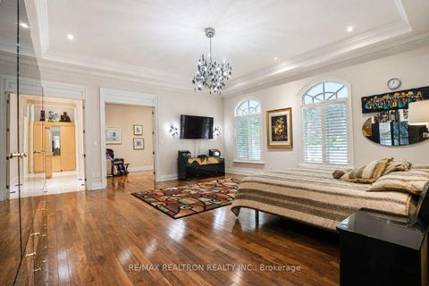 Photo 20 at 25 Parr Place, Uplands, Vaughan