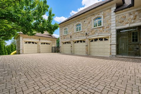 Photo 36 at 25 Parr Place, Uplands, Vaughan