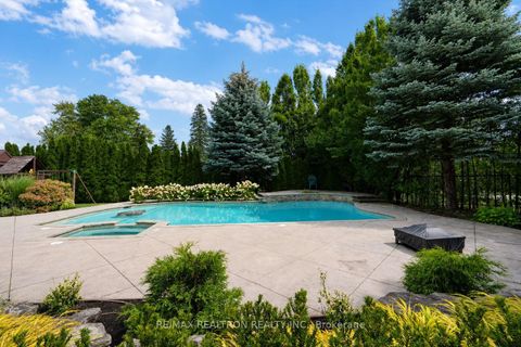 Photo 40 at 25 Parr Place, Uplands, Vaughan