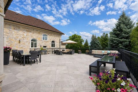 Photo 42 at 25 Parr Place, Uplands, Vaughan