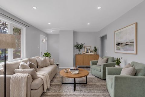 Photo 2 at 19 Alfred Street, Allandale, Barrie