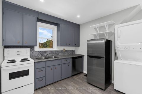 Photo 9 at 19 Alfred Street, Allandale, Barrie