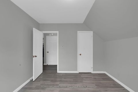 Photo 13 at 19 Alfred Street, Allandale, Barrie