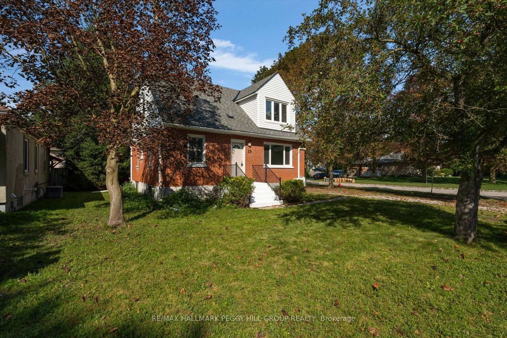 19 Alfred Street, Allandale, Barrie photo number 2