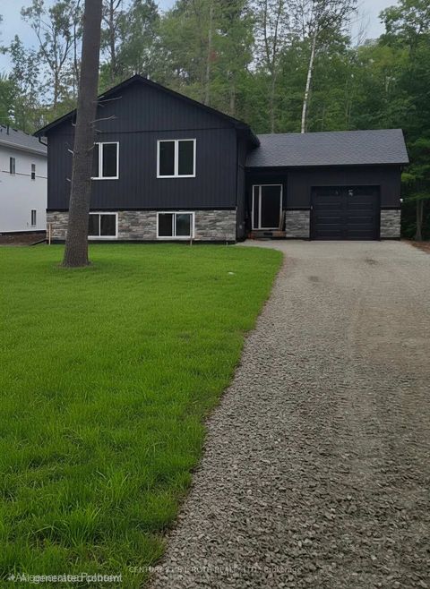 Photo 1 at 3183 Cove Avenue, Rural Innisfil, Innisfil