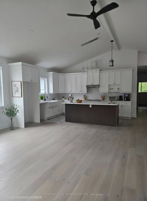 Photo 3 at 3183 Cove Avenue, Rural Innisfil, Innisfil