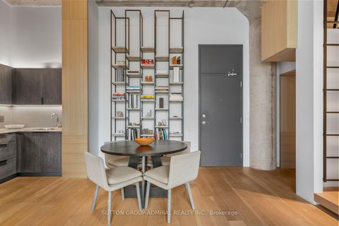 Photo 5 at 434 - 637 Lake Shore Boulevard W, Niagara, Toronto